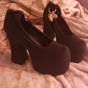 Dollskill big black heels